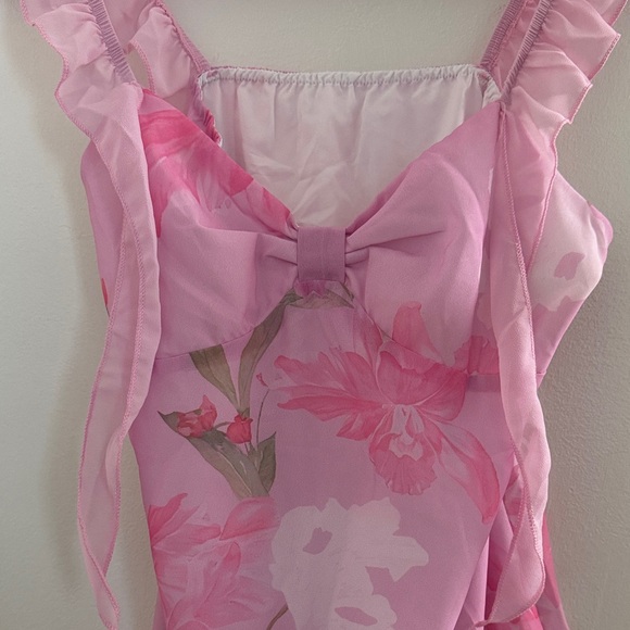 Pink Floral Ruffle Strap Top - Picture 4 of 16